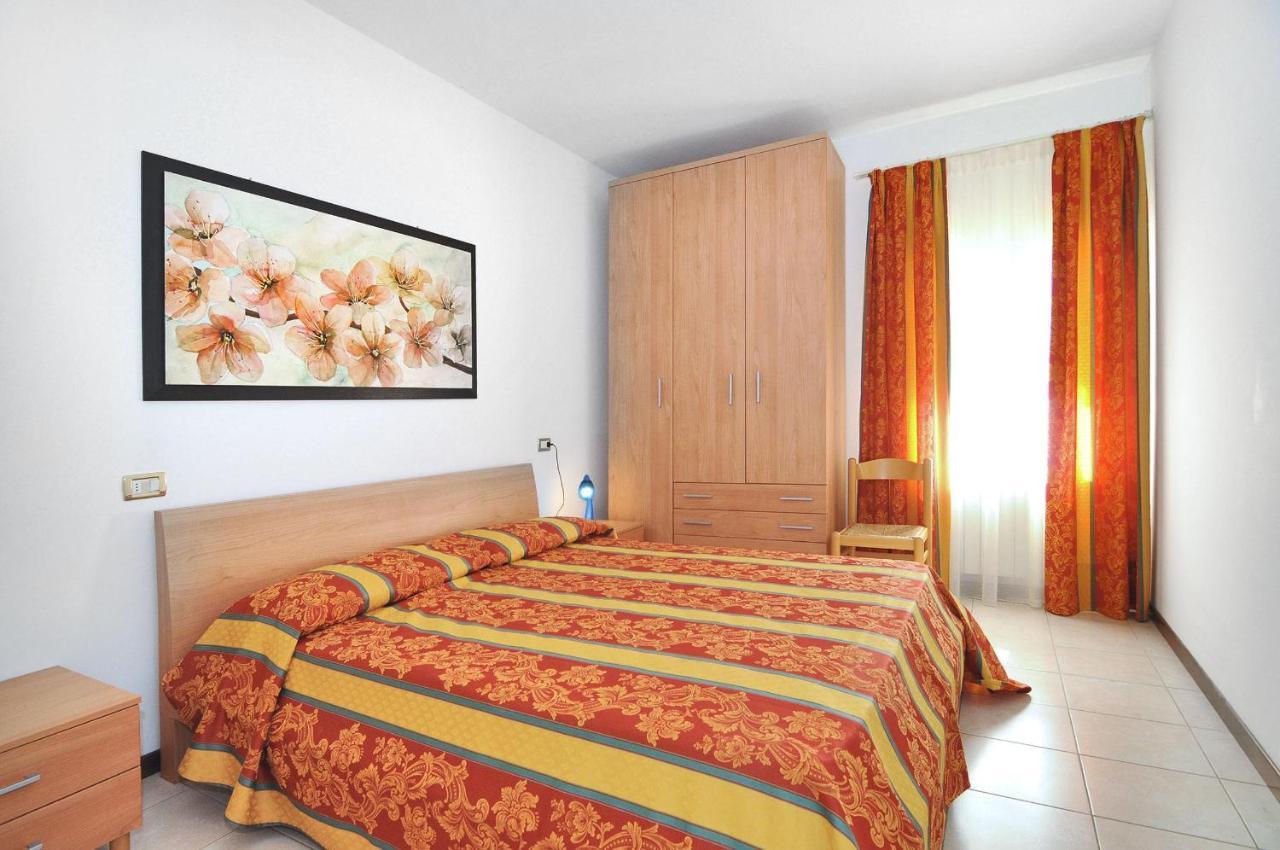 Milan Appartement Caorle Buitenkant foto
